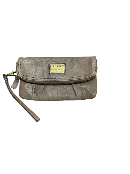 Wristlet Leather By Fossil, Size: Medium