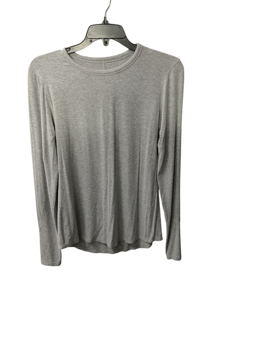 Athletic Top Long Sleeve Collar By Lululemon In Grey, Size: L