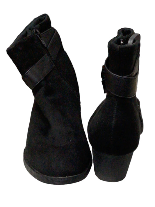 Boots Ankle Heels By Dexter  Size: 9